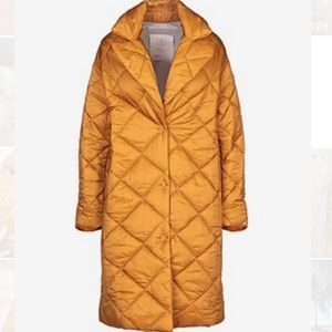 TELA puffer coat
